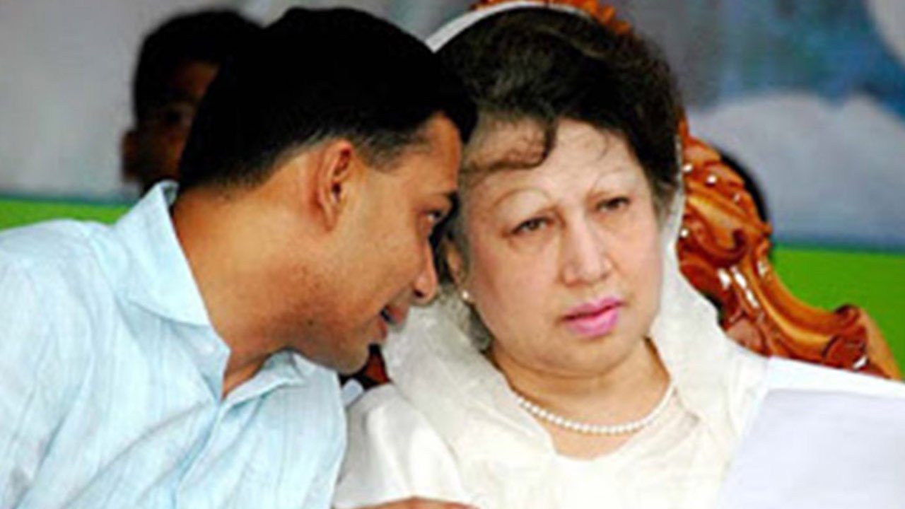 সংকটাপন্ন মা, দেশে ফেরার ব্যাপারে তারেক রহমানের বার্তা